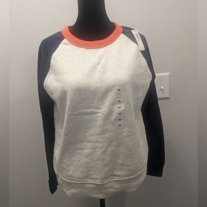 NWT Old navy sweatshirt